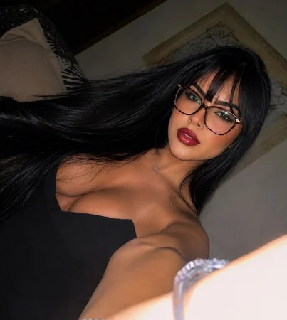 Luna | Massagem Sensual e Relaxante – Toque de Bem Estar e Prazer