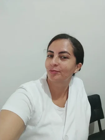 Adriana l massagem relaxante, terapêutica, chiatisu, massagem tântrica Massagem