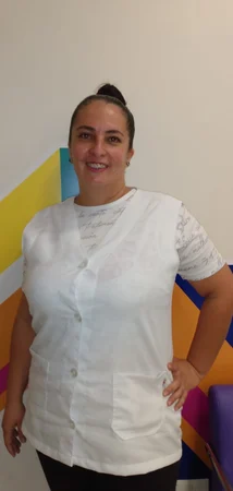 Adriana l massagem relaxante, terapêutica, chiatisu, massagem tântrica Massagem