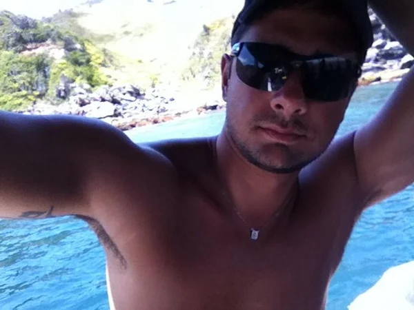 Guilherme BH Gato + apenas mulheres, se permita tenha seu momento Massagem tântrica