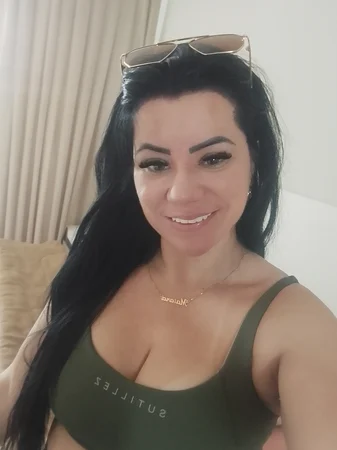 Jade – Massagens Terapêuticas e Sensuais Personalizadas Massagem sensual em