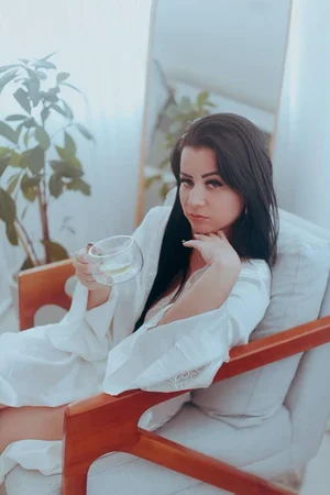 Jade – Massagens Terapêuticas e Sensuais Personalizadas Massagem sensual em