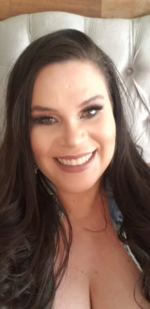 Lana Garcia uma experiência de conexão, relaxamento e bem estar.