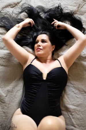 Meggy Terapeuta Mãos de Fada Massagem
