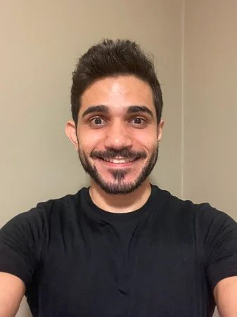 Vitor Terapeuta corporal e Tântrica