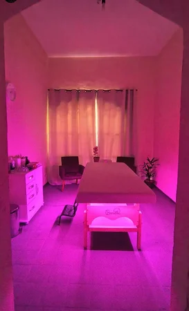 Corpo Relaxante massagista profissional. Massagem