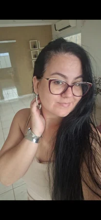 Prazer através dos toques. Nuru, tântrica, relaxante e dominação Massagem sensual em