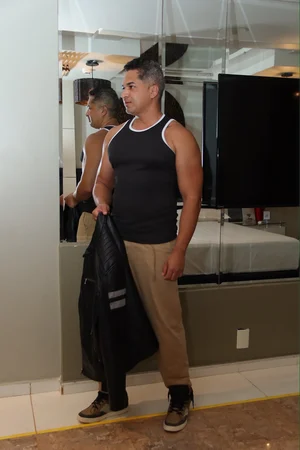 Marcos Massagem Terapeuta Corporal e Tântrico. Massagem