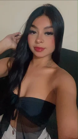 Safira Ofereço muito mais que uma massagem e sim experiência.