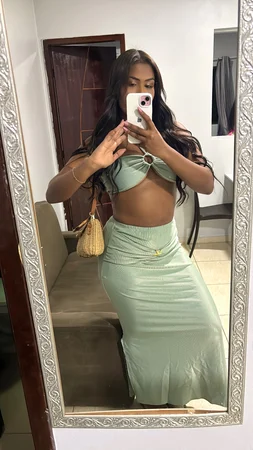 Larissa Melo | Massoterapeuta Profissional Massagem sensual em