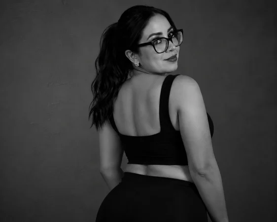 Gabriella — Massagem & Depilação | Seu momento de cuidado começa aqui Massagem sensual em