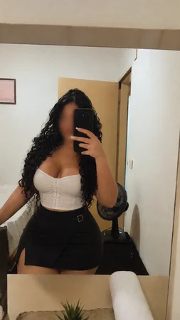 Kyara Santiago| Massagem relaxante, nuru, tântrica e outras