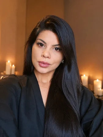 Tamara - Morena Premium , elegante e envolvente
