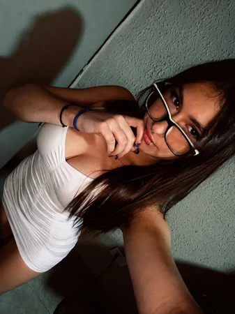 Lara Massagem Relaxante Tantrica Massagem