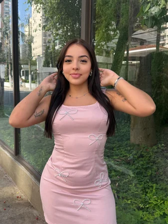 Livia Especialista na massagem NURU Massagem tântrica em
