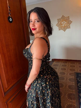 Massoterapeuta Júlia massagem de verdade!