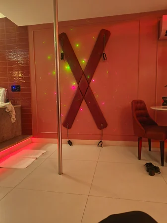 Terapeuta Tantrica, Massoterapeuta e Depiladora Masculina Massagem em