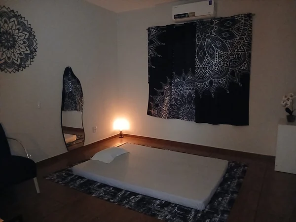 Tahul Spa Massagem | Ambiente discreto, confortável e aconchegante Massagista em