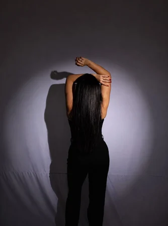 Thais Massoterapeuta e Depiladora Masculina Massagem nuru em