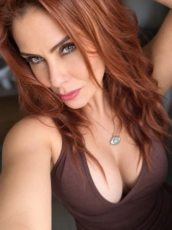 Vivi Terapeuta O toque que você merece! Massagem em