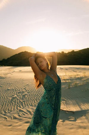 Beatriz Vivências Sensoriais e expansão da sensibilidade Massagem tântrica