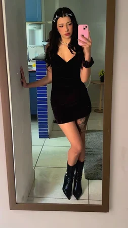 Mika/ Massagem Relaxante, tântrica e Nuru (vivencia).