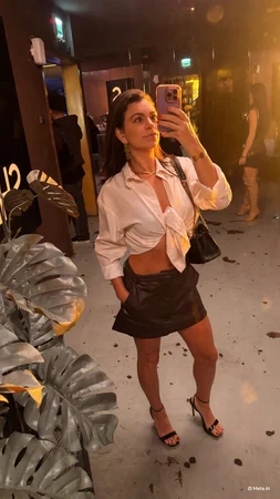 Lari Machado Massagem Terapêutica, Sensual e Entretenimento Massagem nuru