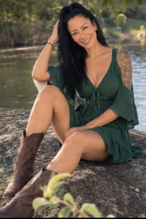 Michelli Avel uma conexão de corpo, mente e desejo. Massagem sensual