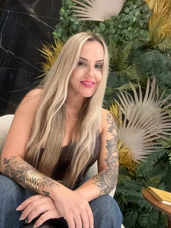 Helena A Arte do Despertar: Massagens Personalizadas Massagem