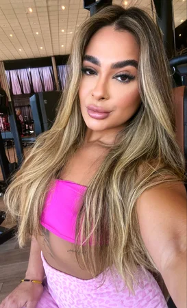 Terapeuta Ayra Monteiro Massagens sensoriais Premium Massagem em