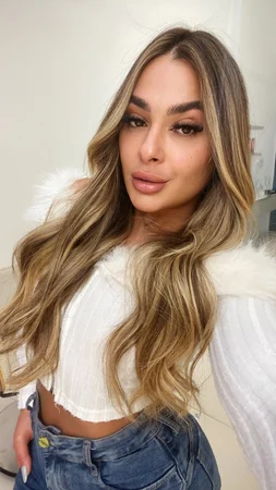 Terapeuta Ayra Monteiro Massagens sensoriais Premium Massagem em