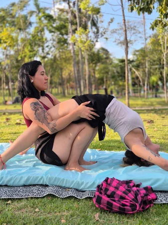 Atamares Terapeuta: PROFISSIONAL, INSTRUTORA TÂNTRICA E TAILANDESA. Massagem nuru