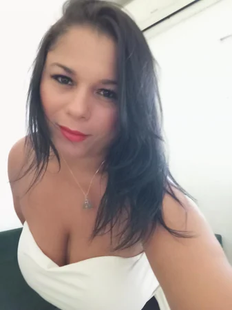 Alice viva intensamente Massagista em