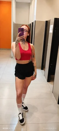 Sua massagista carinhosa com mãos de fada Massagem